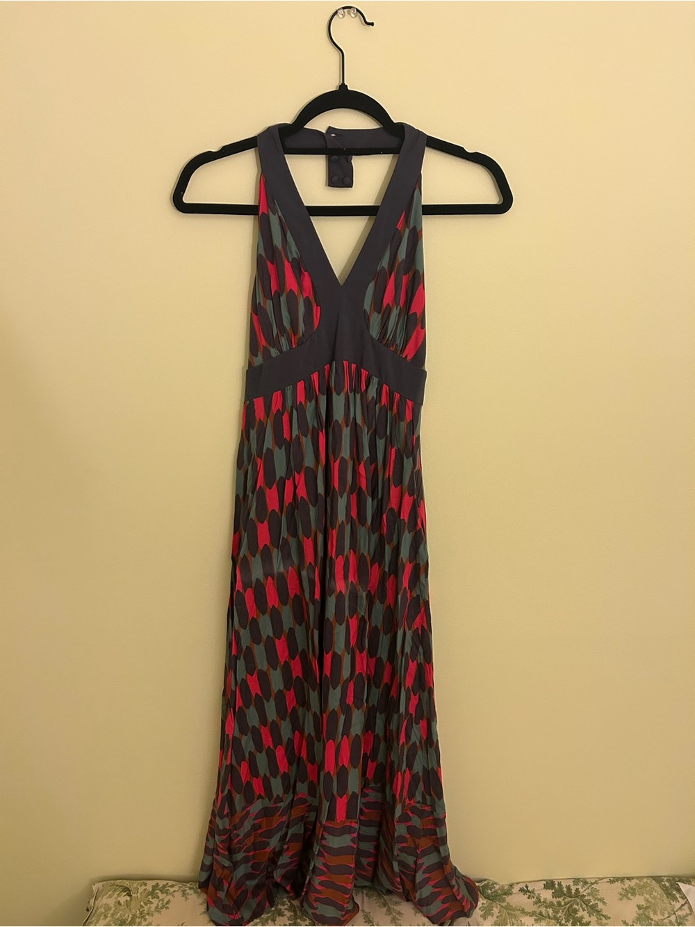Boden Sleeveless V-Neck Maxi Dress in Charcoal and Pink
